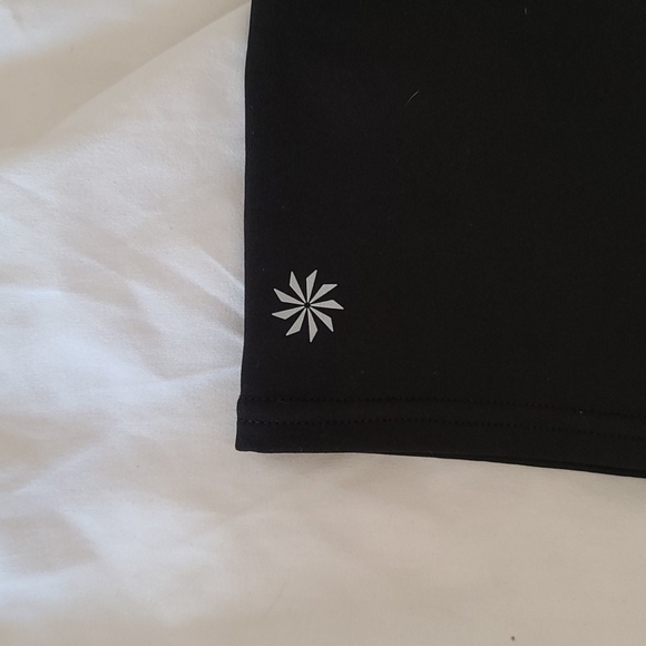 Athleta medium tall Capri NWOT - Picture 5 of 6